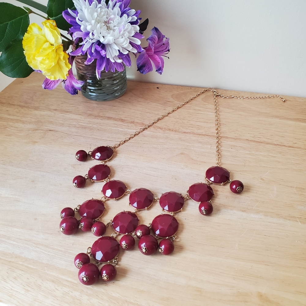 Statement Necklace - Picture 13 of 16